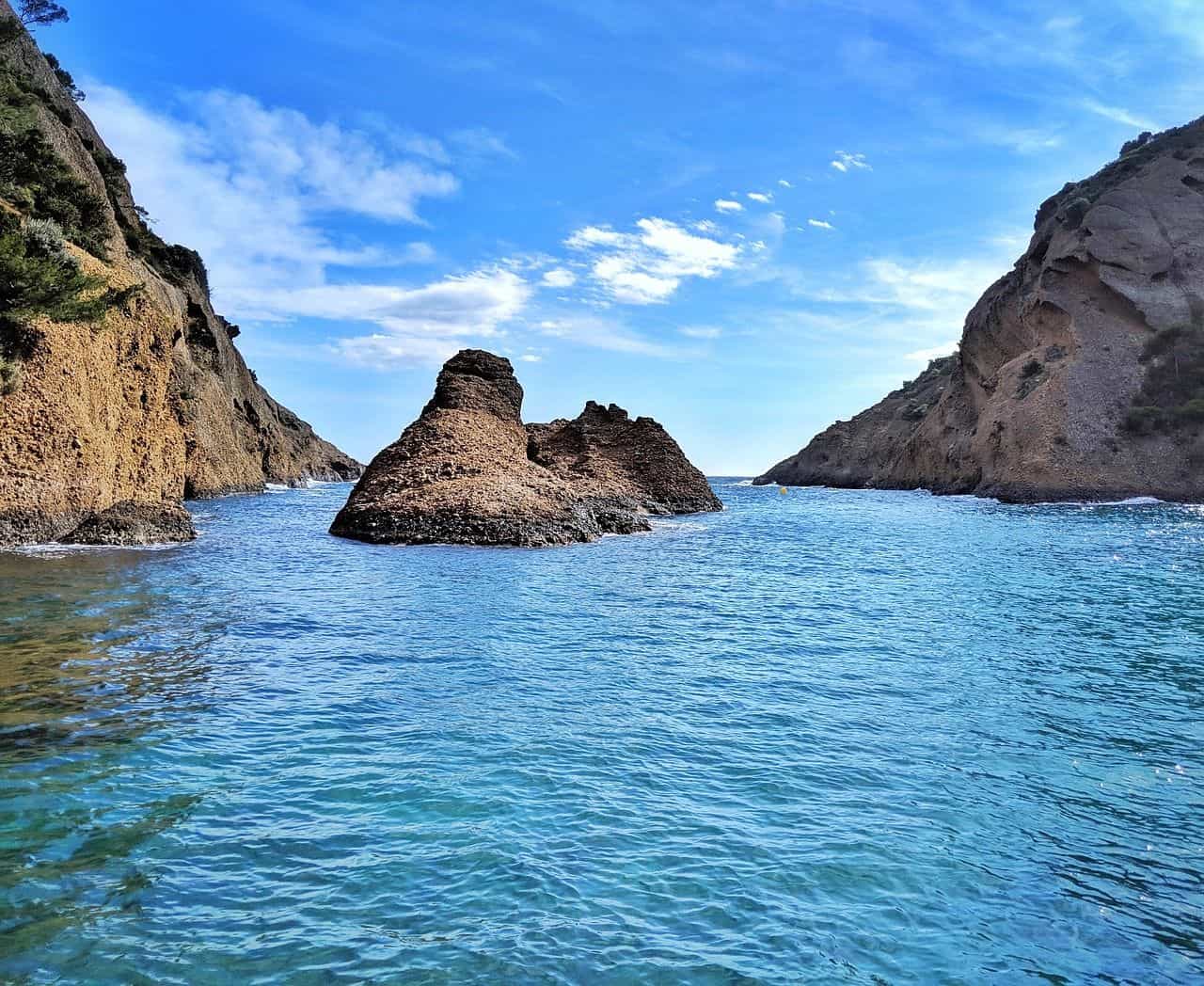 Top 10 Budget-Friendly Destinations That Will Make Your Jaw Drop
