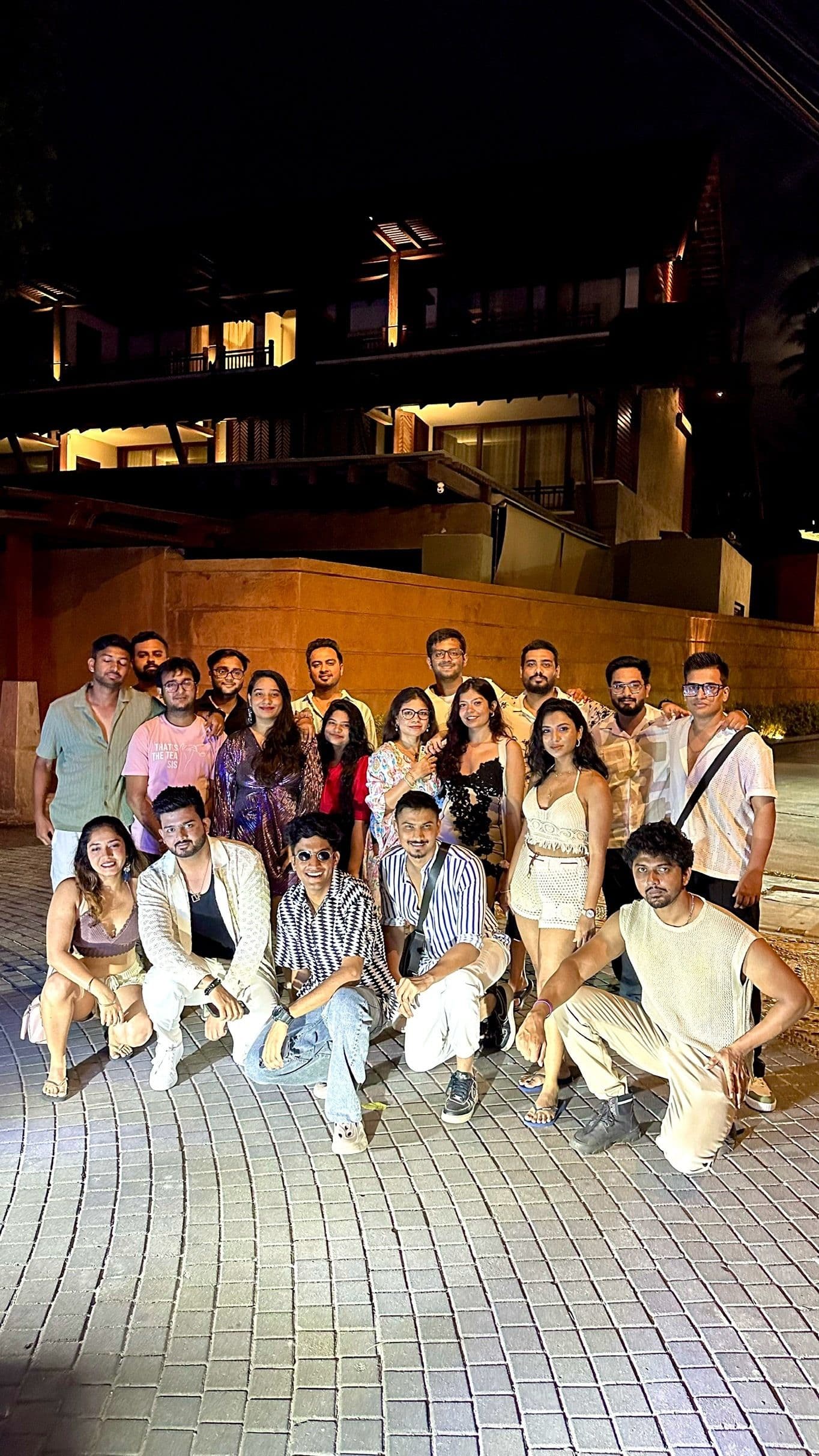 yhzfketos4vnhn5quae941im