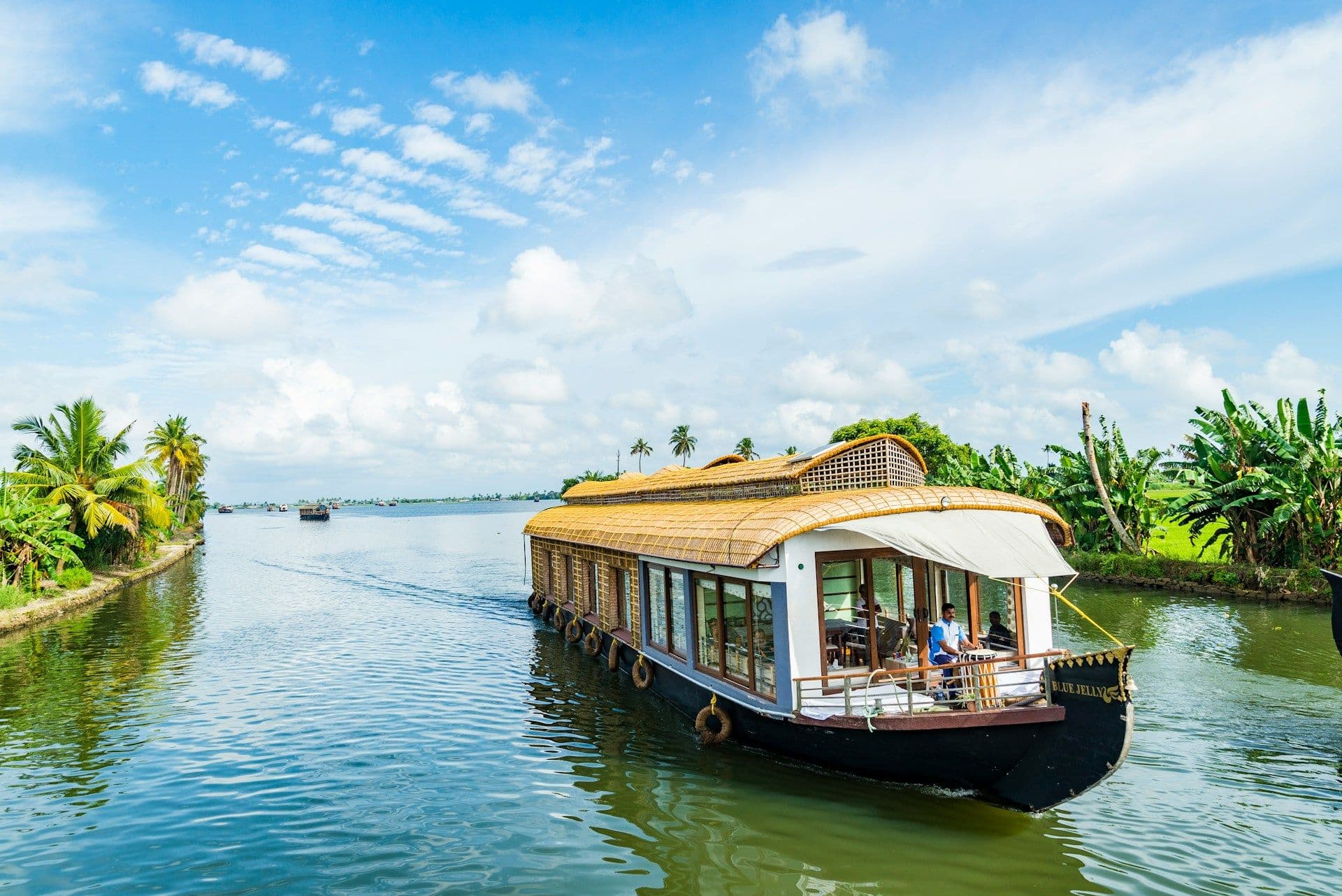 Kerala Houseboat Guide: Types, Prices and Booking Tips