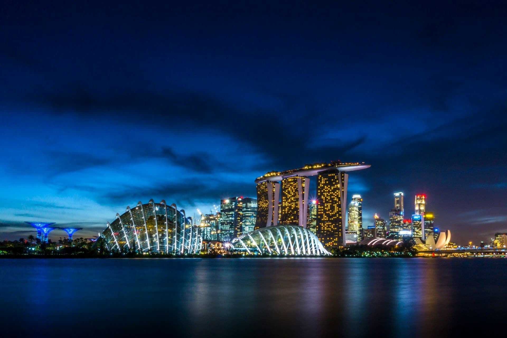 7 Days Singapore Honeymoon Package with Genting Dream Cruise