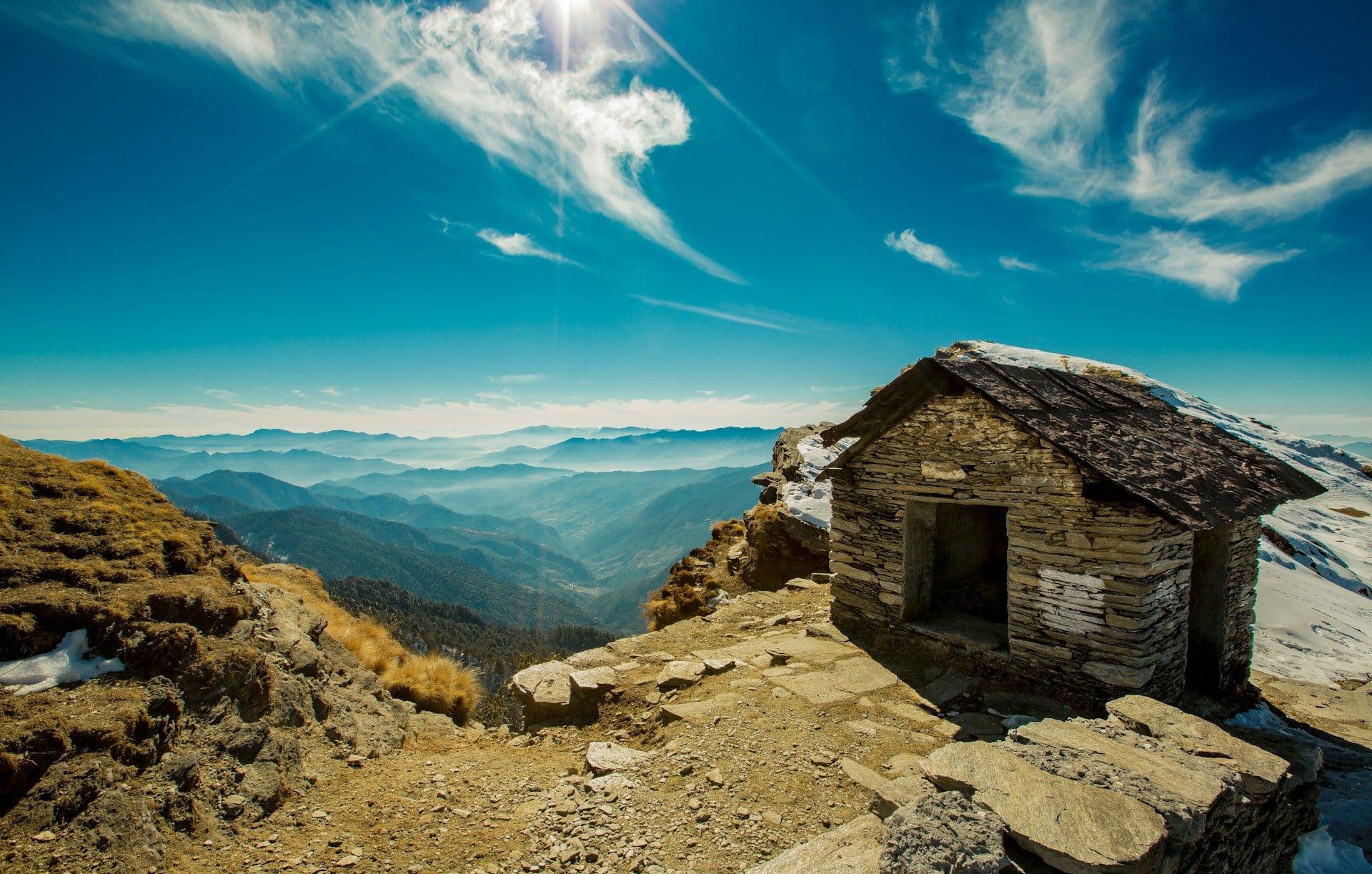 Chopta Tungnath Chandrashila Trek Guide: Best Time, Itinerary, Cost & Travel Tips