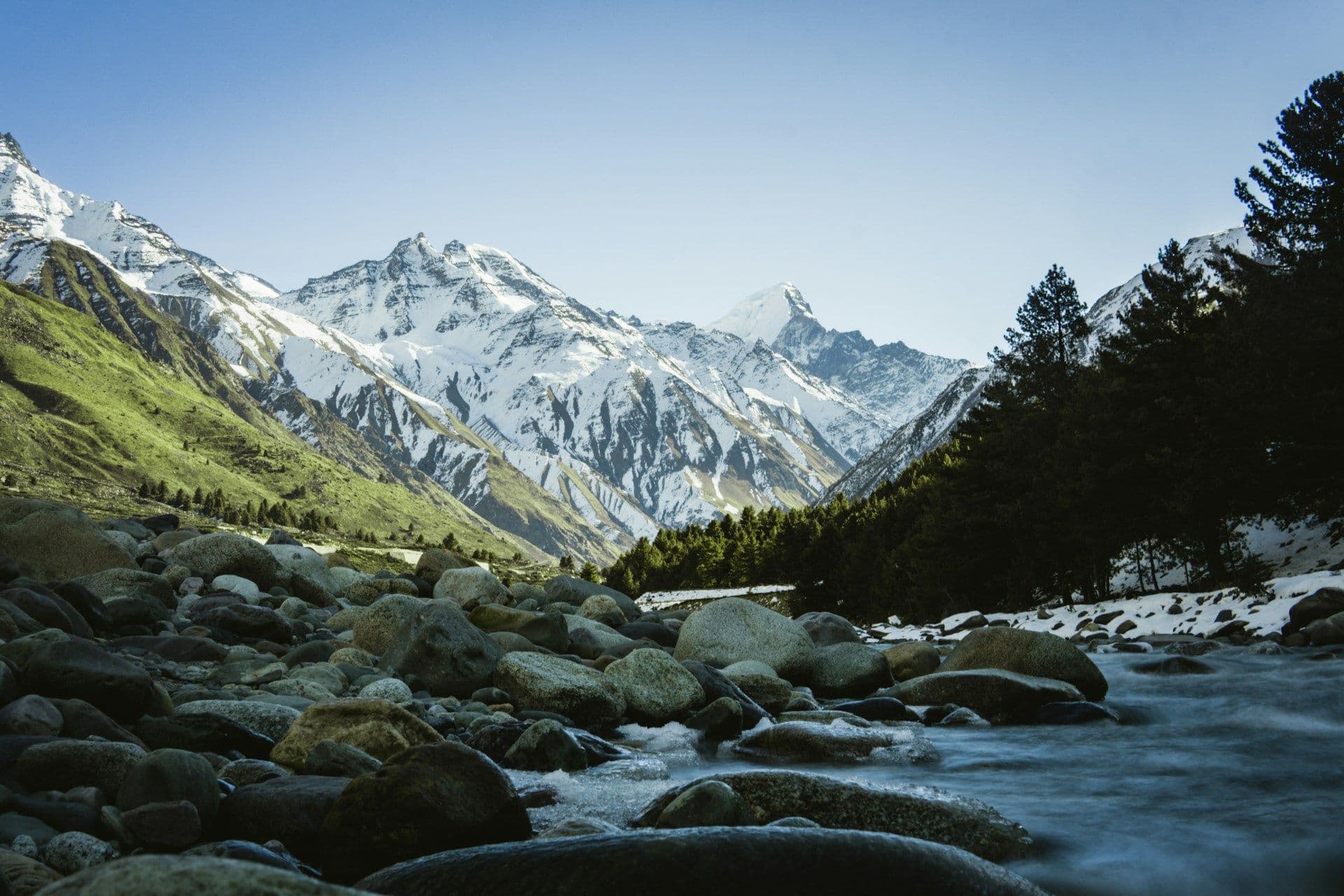Deo Tibba Trek Guide: Best Time, Itinerary, Cost & Travel Tips