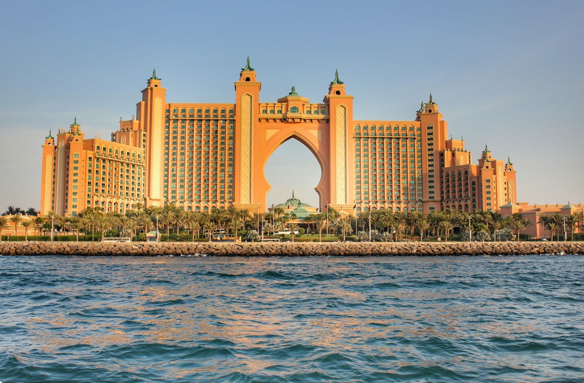 Dubai Honeymoon Guide: Best Areas, Experiences & Planning Tips