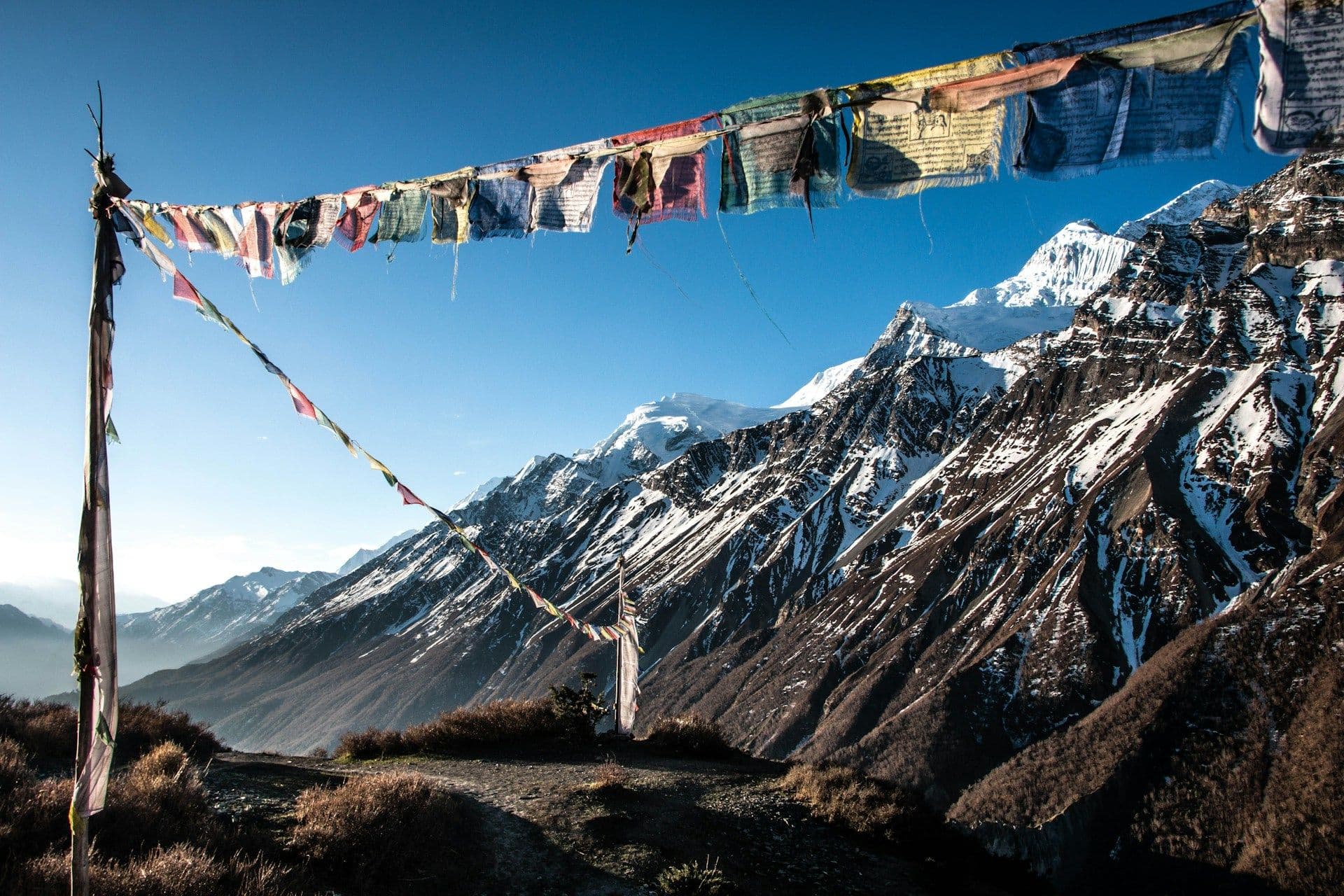 How to Travel to Nepal From India: Flights, Roads, Borders & Real Travel Routes