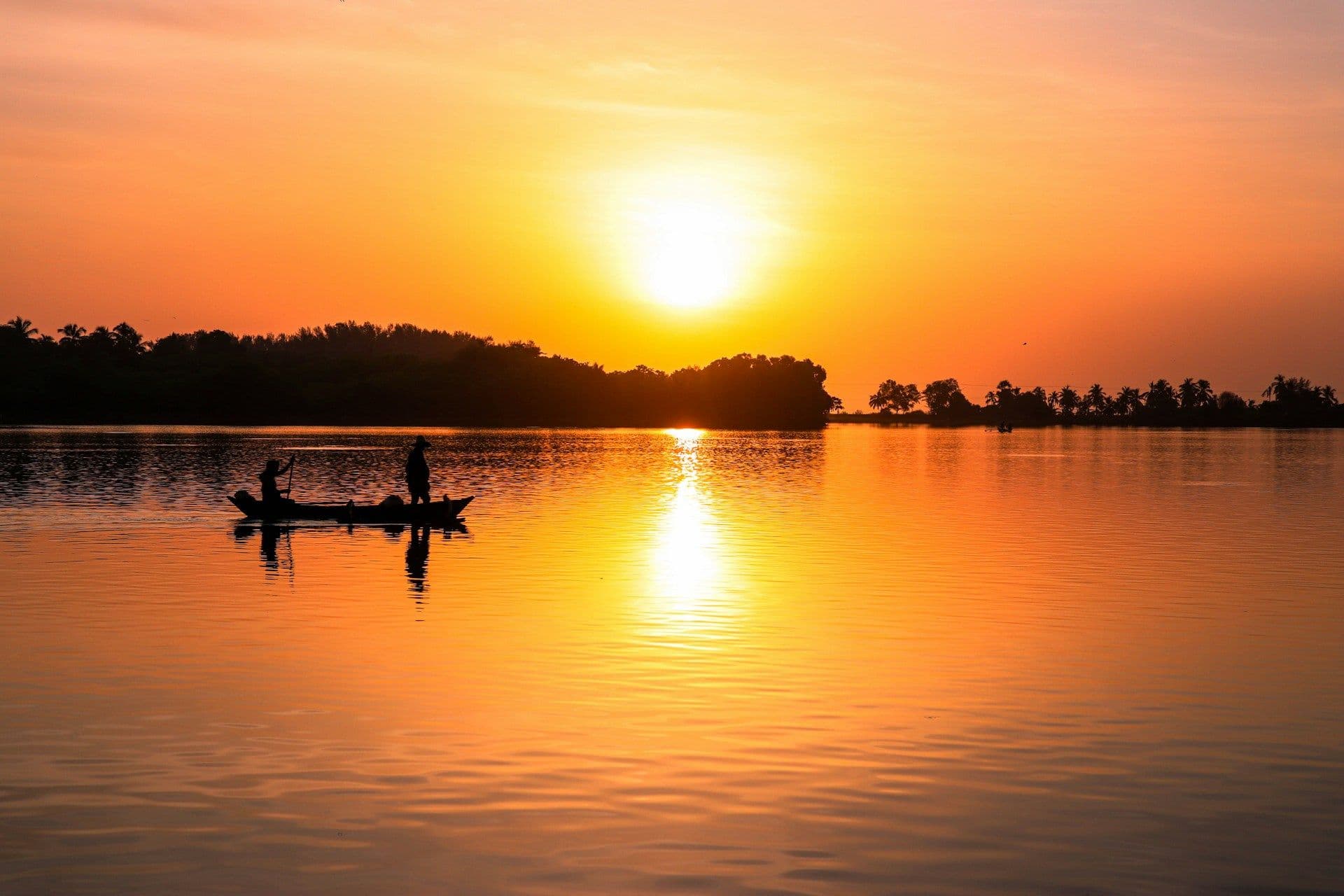 Kerala Honeymoon Guide: Best Places, Itineraries and Costs