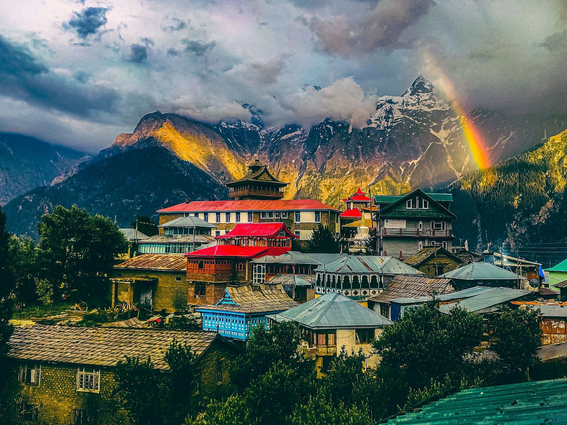 Kinnaur Travel Guide: Scenic Villages, Road Trips & Himalayan Stays