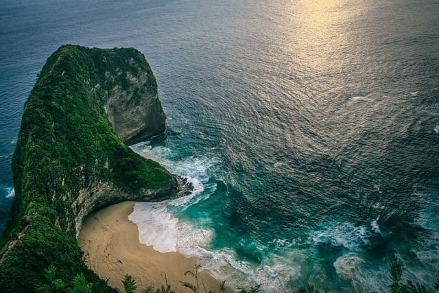 Bali vs Thailand: Where To Go For Your Wellness Retreat?