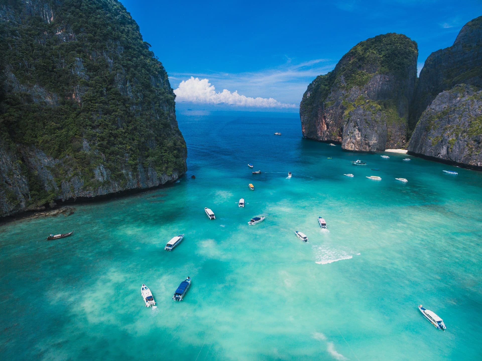 Paradise on a Budget: Discover the Bluest Waters in the World (Visa Free)