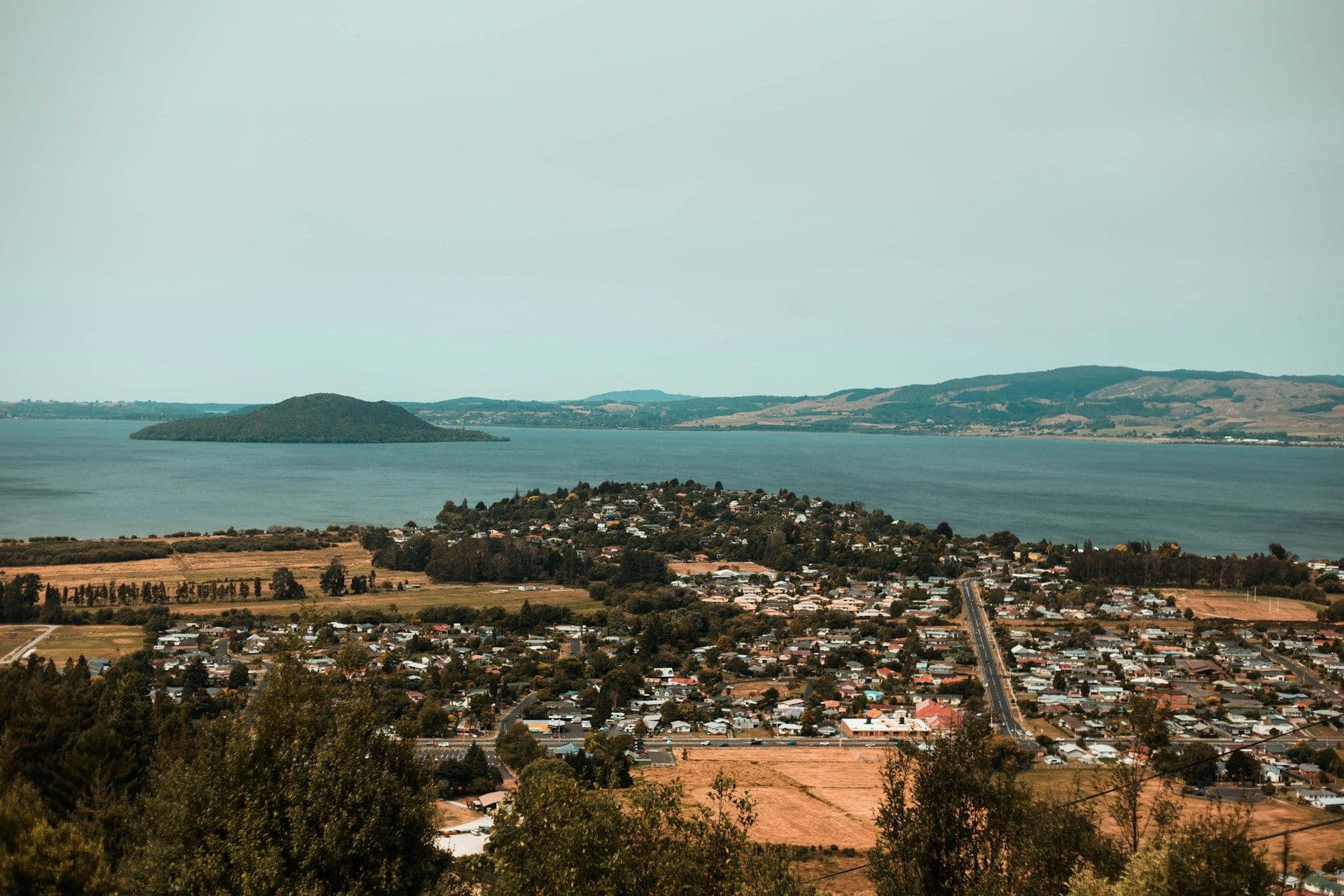 7 Days New Zealand North Island Trip: Rotorua, Hobbiton & Bay of Islands