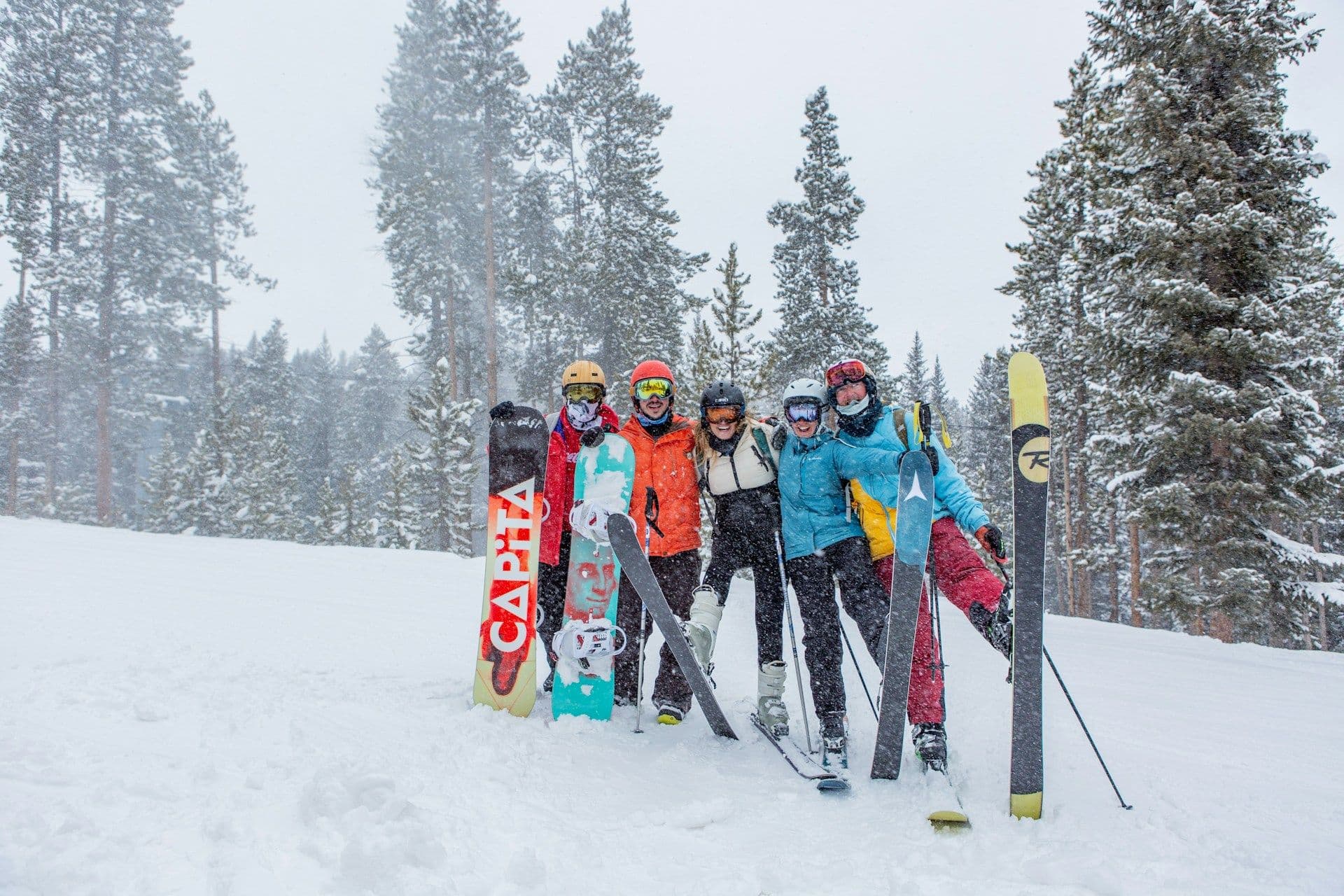 Manali Jibhi Xmas & New Year Special Trip